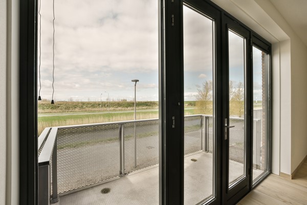 Medium property photo - Adriaen Blockstraat 38C, 1363 LT Almere